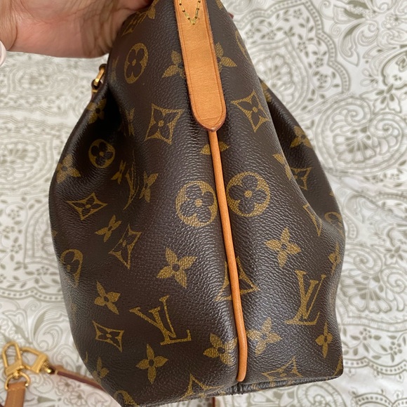 $SoLD  SoLd   Vuitton Turenne PM - Picture 7 of 12
